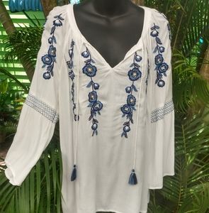 NWT 🌴 Inc Bell Sleeve Beaded Flower Blouse  🌺